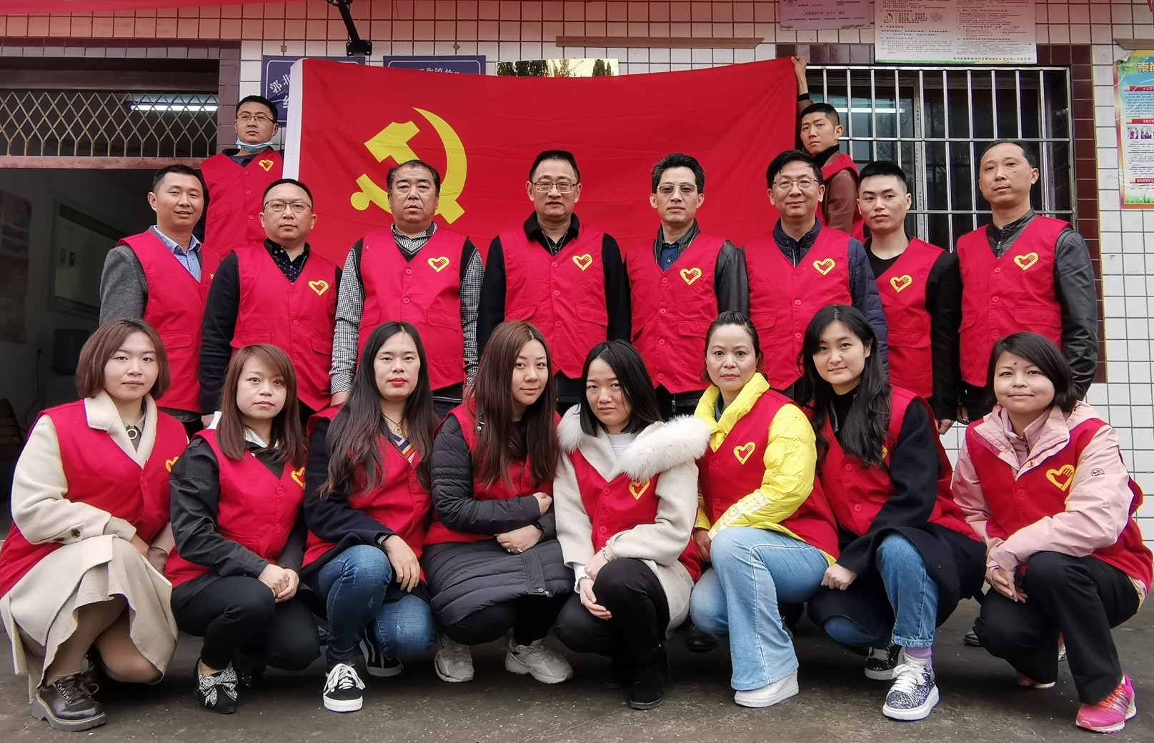 12(1)(1)_WPS图片.jpg